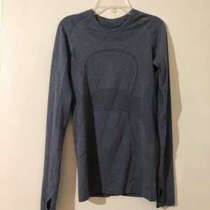 Long sleeve grey lulu lemon top